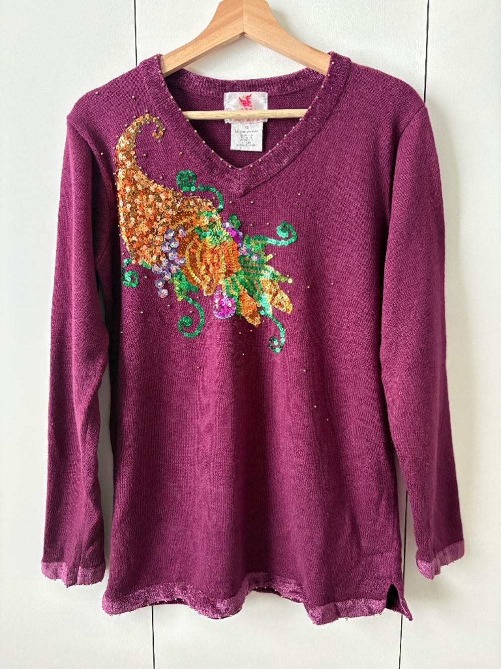Quacker Factory Vintage Thanksgiving Sequin Sweater Size XS Purple Fall Pumpkin